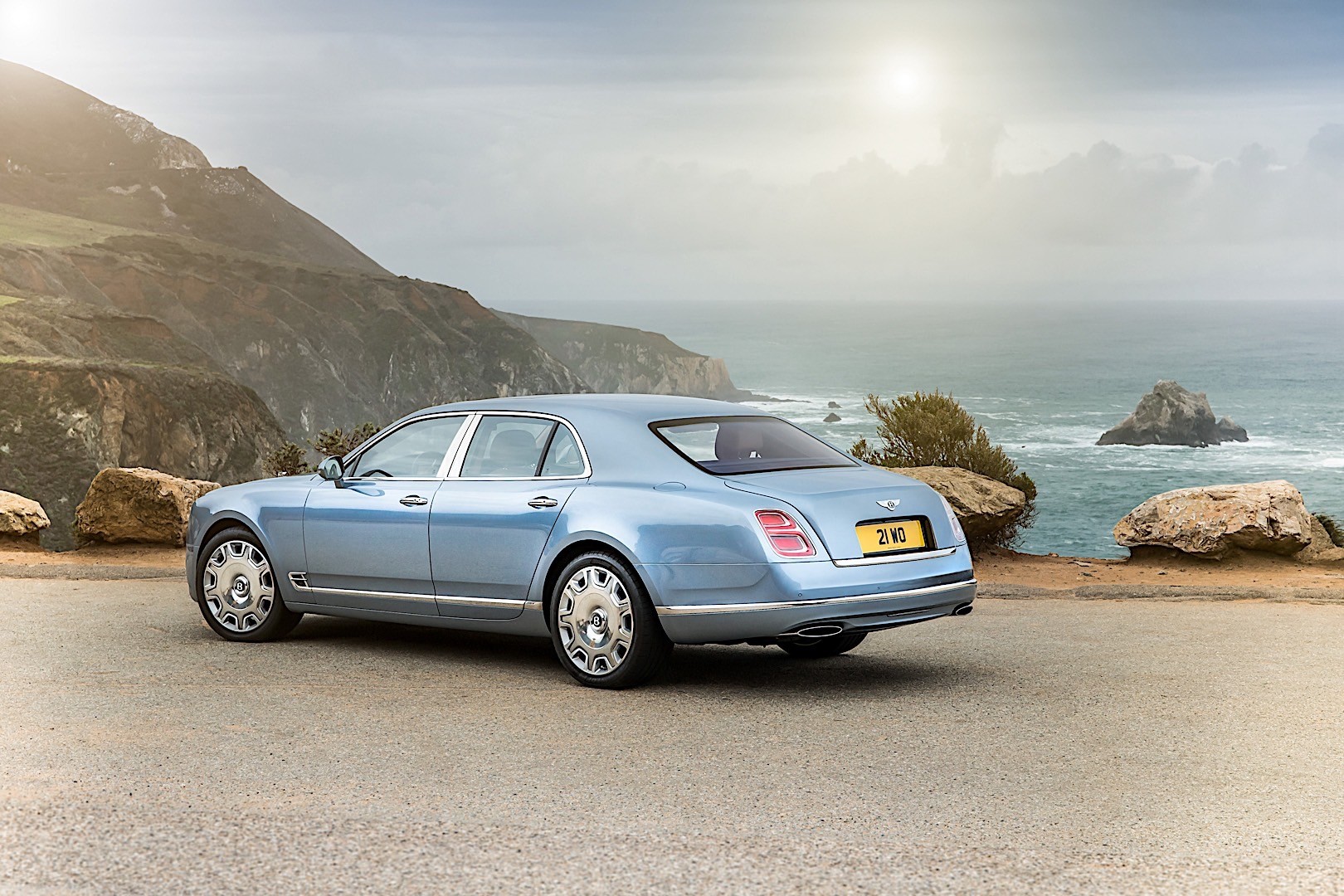 https://wcar.sets.lv/cars/Bentley/Mulsanne sedans/2e677e34a8622ac84bfc81764e100aca.jpg
